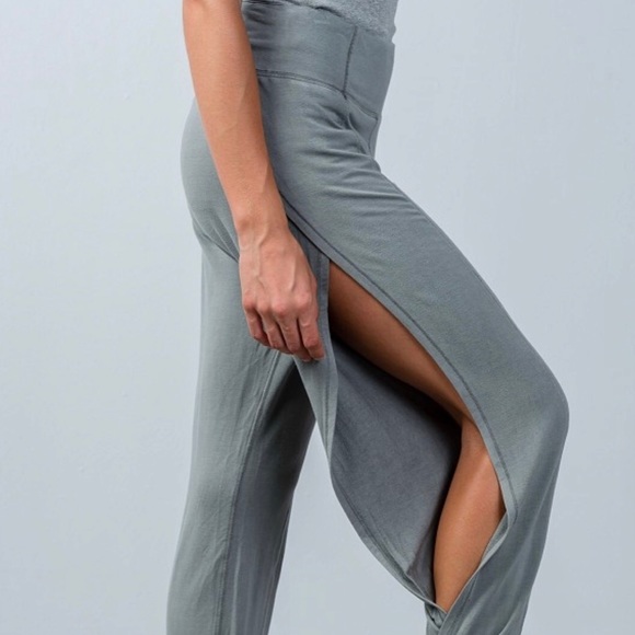 Yogi slit sides bottoms (silver) - Picture 2 of 5